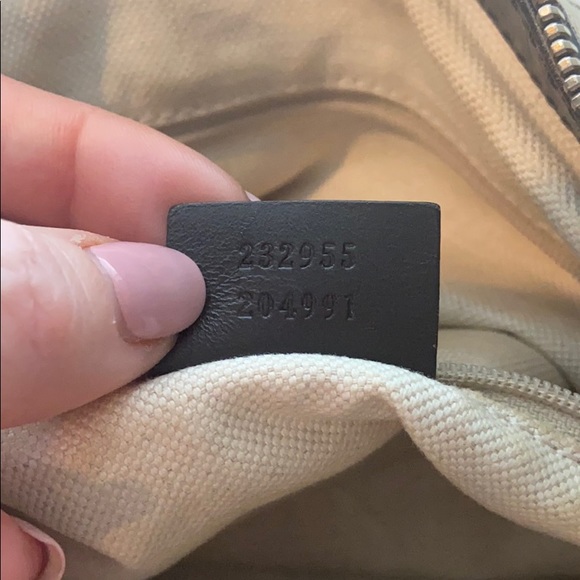 Gucci Shoulder Bag - Picture 5 of 7